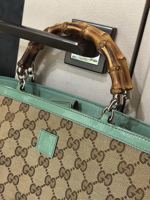 GUCCI GG Canvas Patent Leather Bamboo Handle сумка