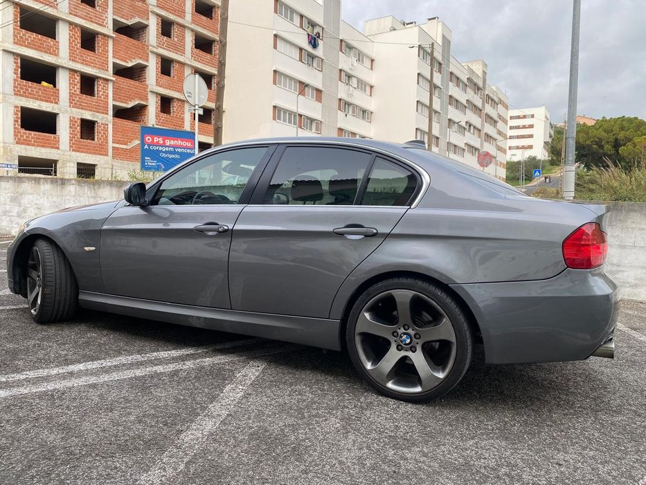 BMW 318d ano 2011