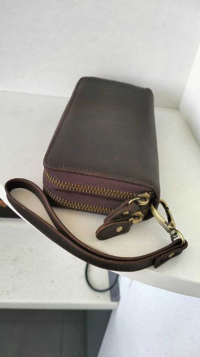 Мужской, качественный клатч из натуральной кожи в винтажном стиле.