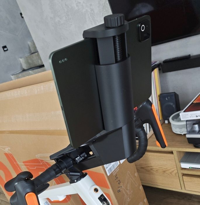 Uchwyt na tablet Zwift Rude Kickr Core