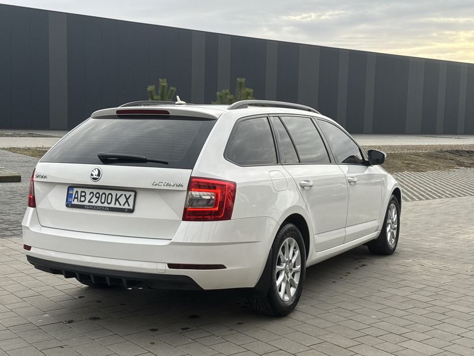 Шкода Октавія 2017 автомат