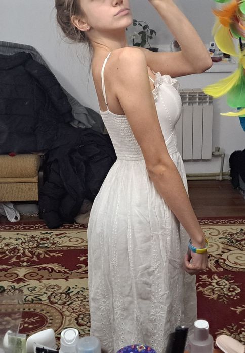 Сукня біла літня