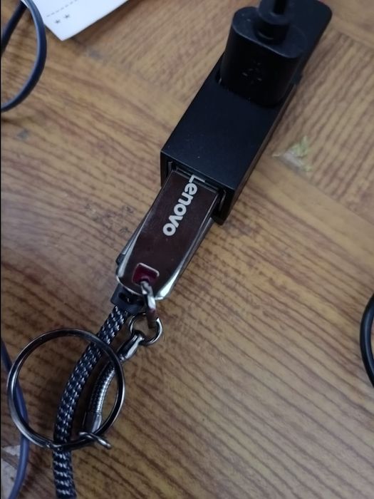 Pen drive Lenovo 1tb de alta qualidade ( portes  grátis )