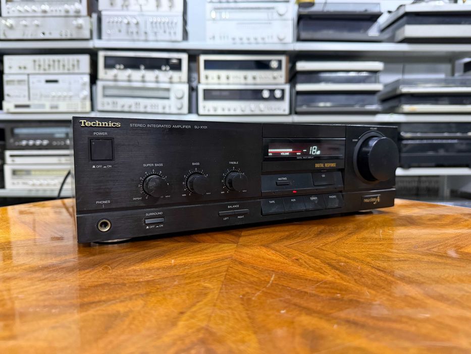 Wzmacniacz Technics SU-X101 Audio Room