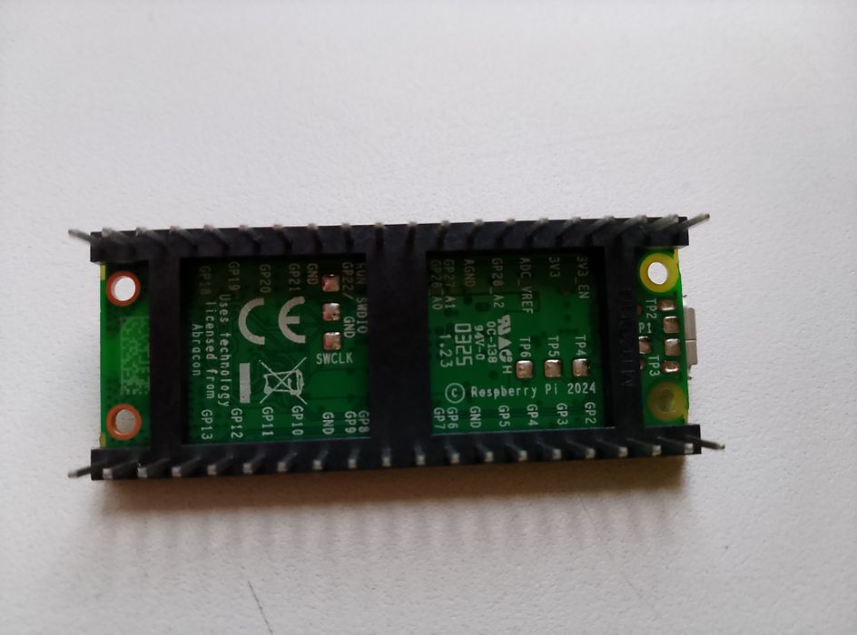 Raspberry pi pico 2 w h