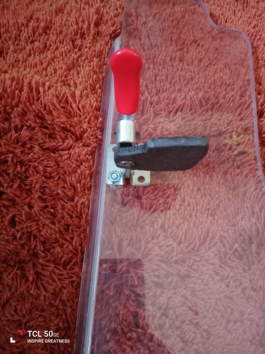 Tabuleiro para cadeira de rodas em acrilico, em bom estado.