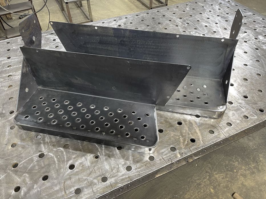 Підніжки ЗІЛ. ГАЗ. САЗ 3307 ГАЗ Подножки