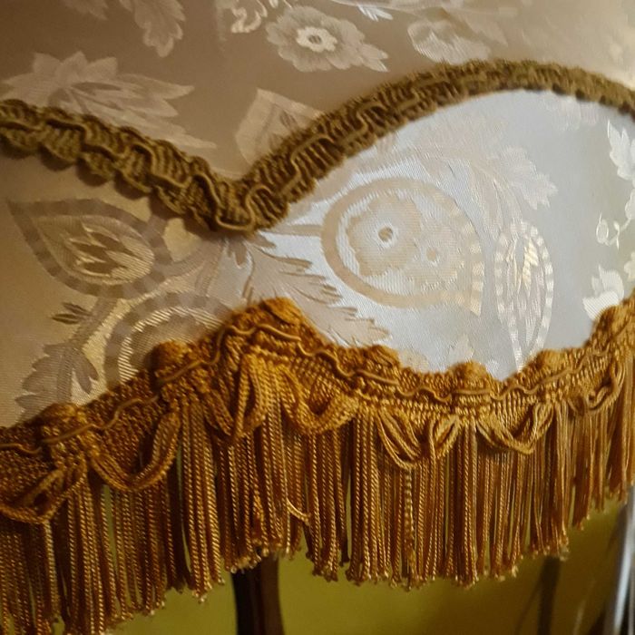 lampa podłogowa vintage