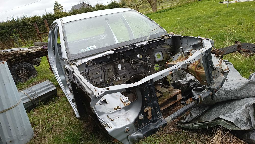 Karoseria buda Mitsubishi L200