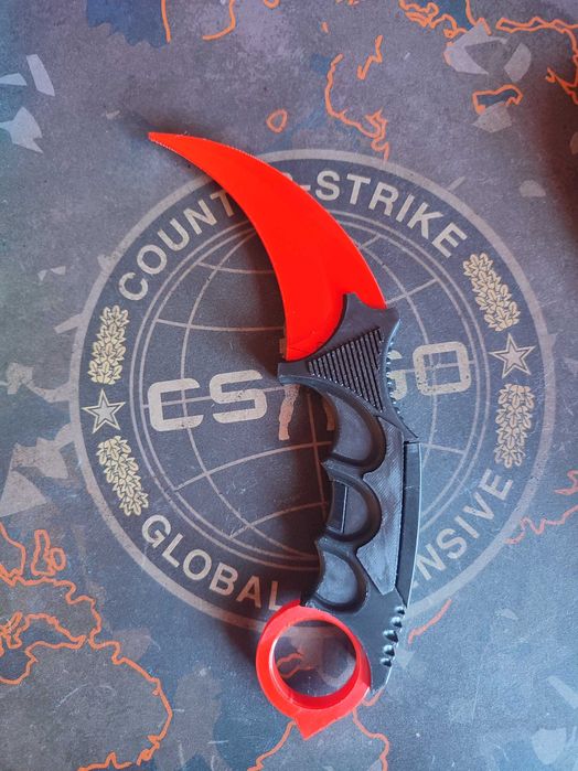 Karambit CS Ruby – Faca Curva Colecionável / Decorativa