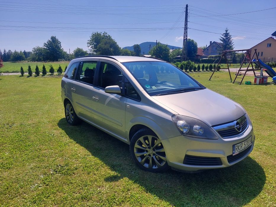 Opel zafira 1.9 cdti