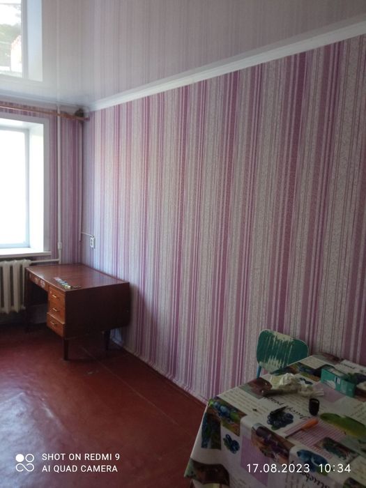 Комната в общежитии 17 кв метров. 3 этаж.