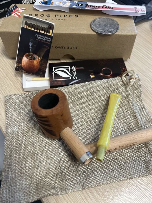 Fajka Bróg Wrzosiec HOWDY PIPE – edycja „XX Święto Fajki 2025”