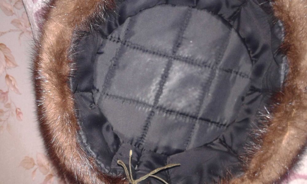 норковая шапка .