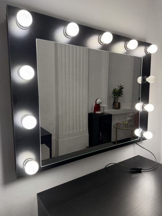 Lustro do makijazu 80x60