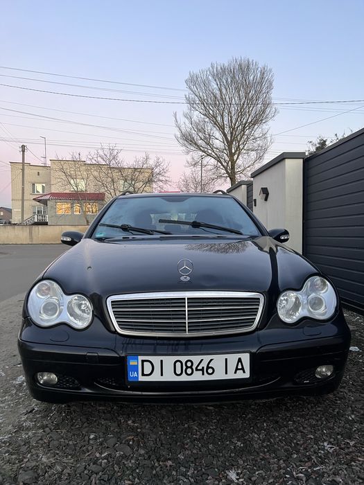 Mersedes-Benz C220