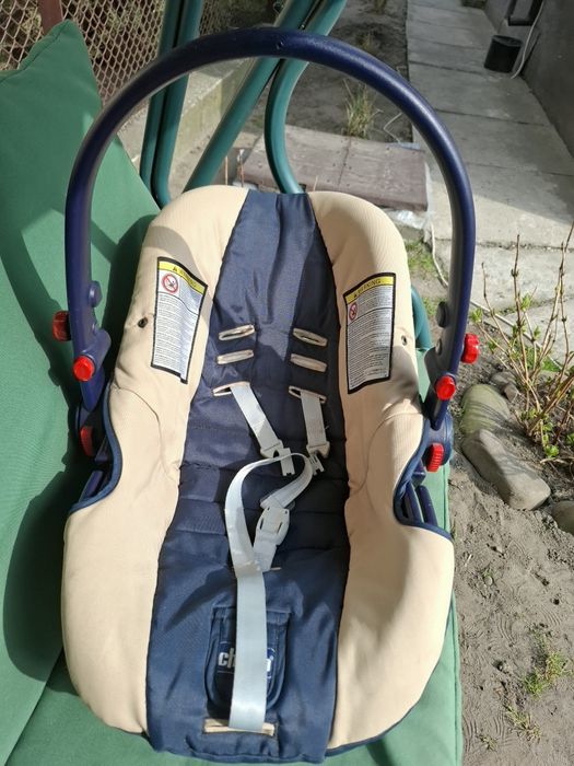 Дитяче автокрісло ,в хорошому стані