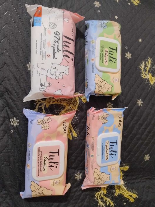 Zestaw chusteczek nawilżanych 4 szt