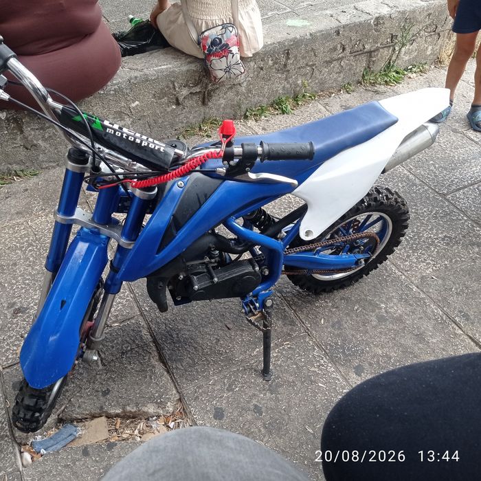 Vendo moto a gasolina como nova