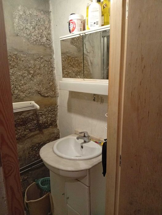 Casa T2 Renovada – Próxima do Centro da Cidade (5 minutos)