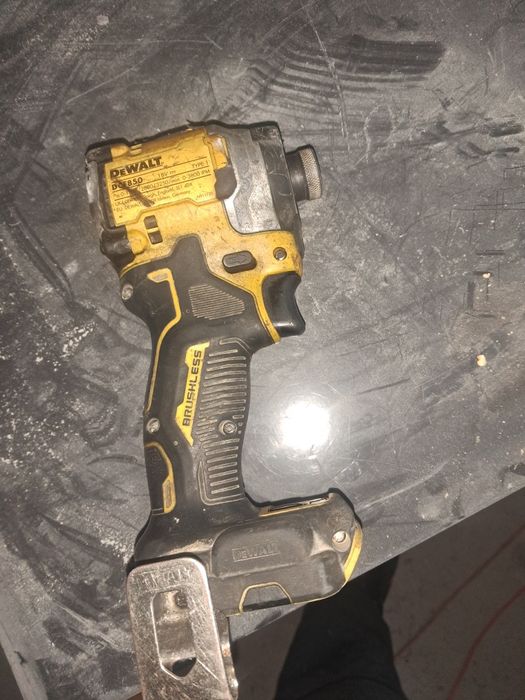 Zakretarka body   dewalt dcf 850 / sprawna