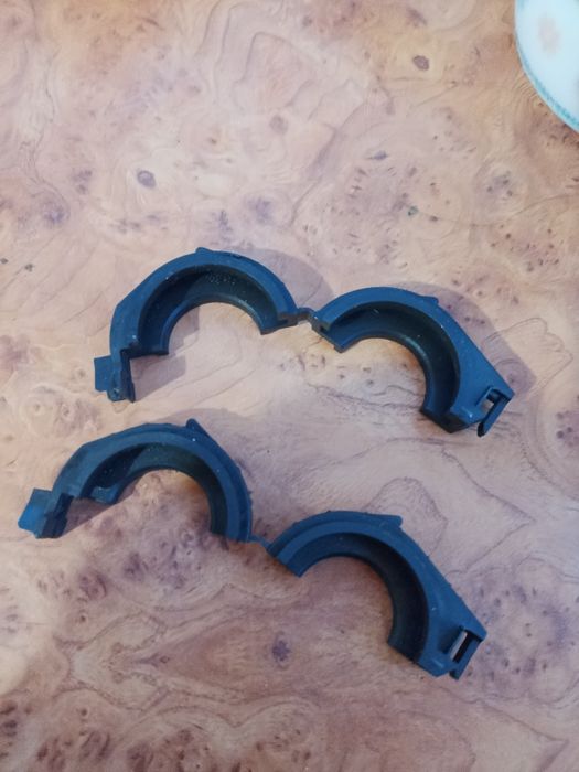 Хомут кріплення радіатора пічки опель