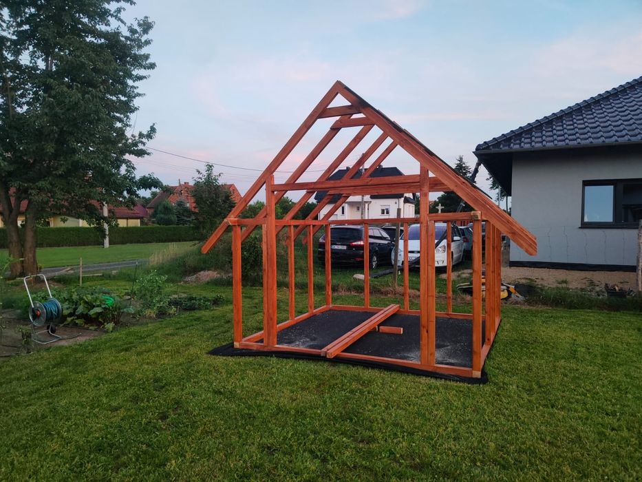 Altany ogrodowe, zadaszenia tarasów, domki gospodarcze.
