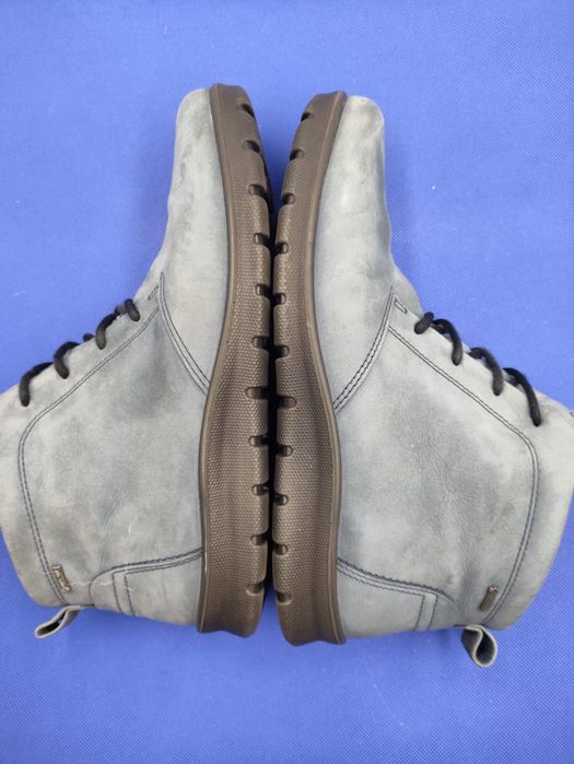 Трекінгові черевики Ecco - 39 розмір. Gore-Tex