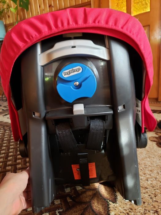 Продам автокрісло