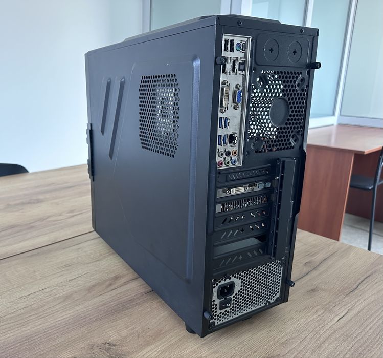 ПК для ігор та роботи на HDD 2TB Intel i5 + 8GB + SSD + Radeon HD 7850