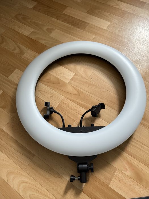 Кільцева лампа  +  штатив