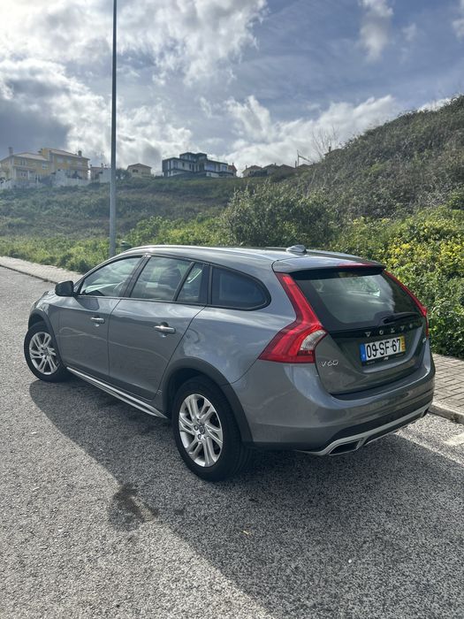 Volvo V60 D4 Cross Country excelente estado