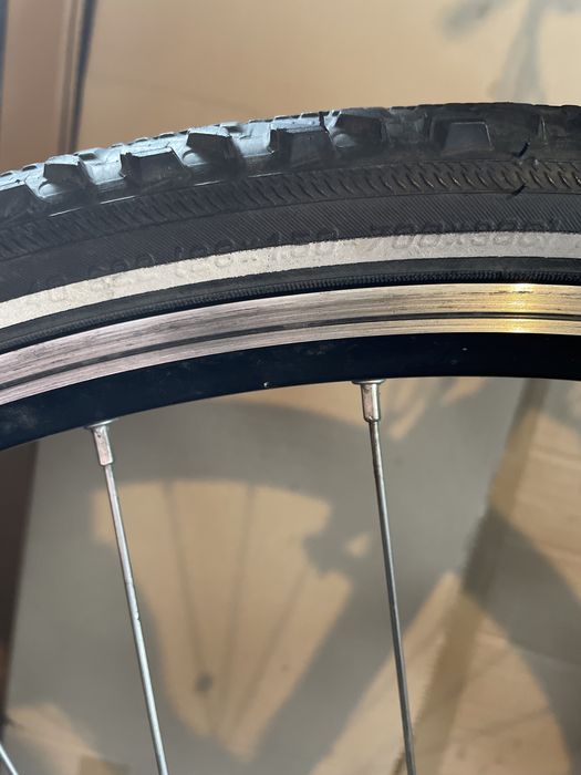 Dętki rowerowe (na zdjęciu opona)