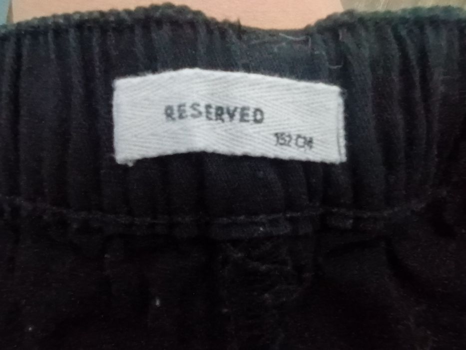 Spodnie Reserved 152