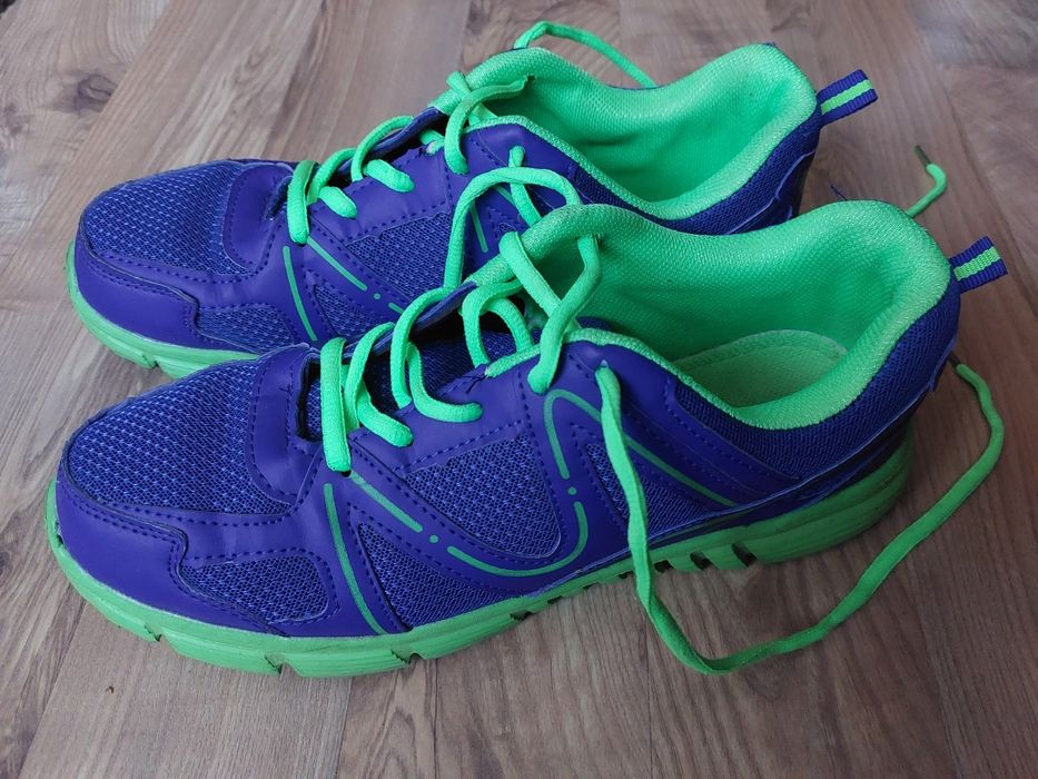 Buty sportowe 44