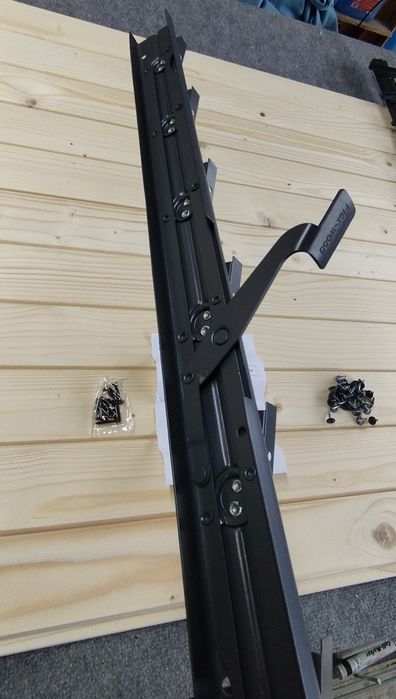 Kompletny system do montażu ruchomych deseczek-świerk AB 120cm