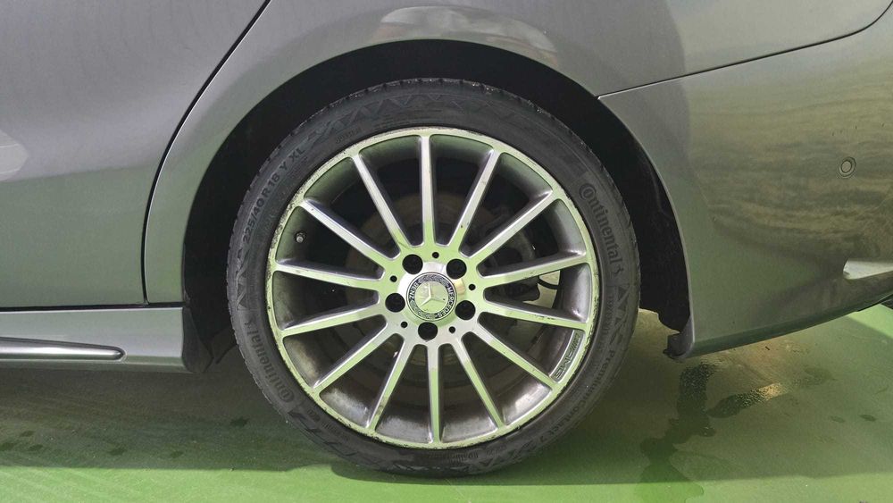 Mercedes - Benz CLA 200 CDI AMG  -  Salvado