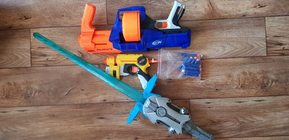 NERF дитячі помпові бластери