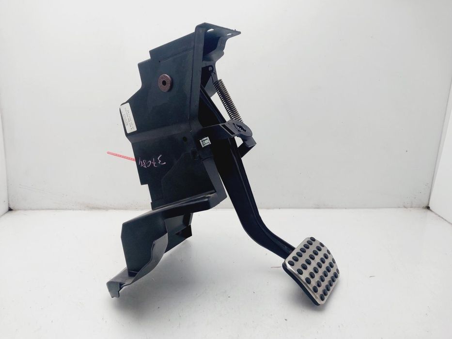 pedal de travão mercedes-benz clase
