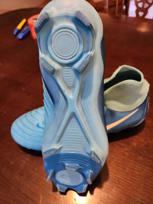 Nike phantom Luna 39' korki dla chłopca