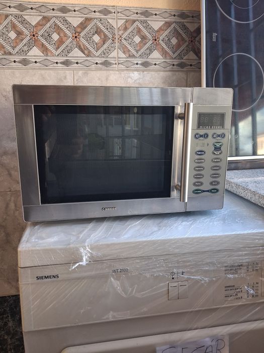 Microondas Nodor inox digital com gril.