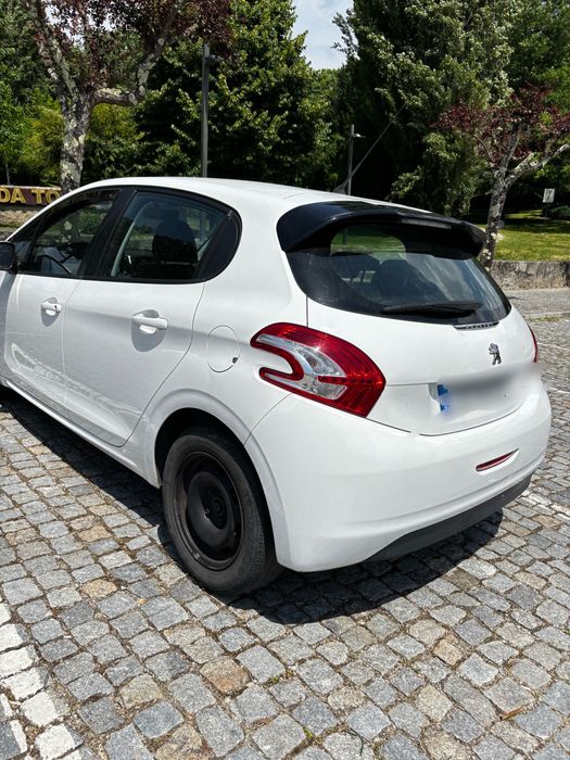 Peugeot 208 1.6 e-HDI