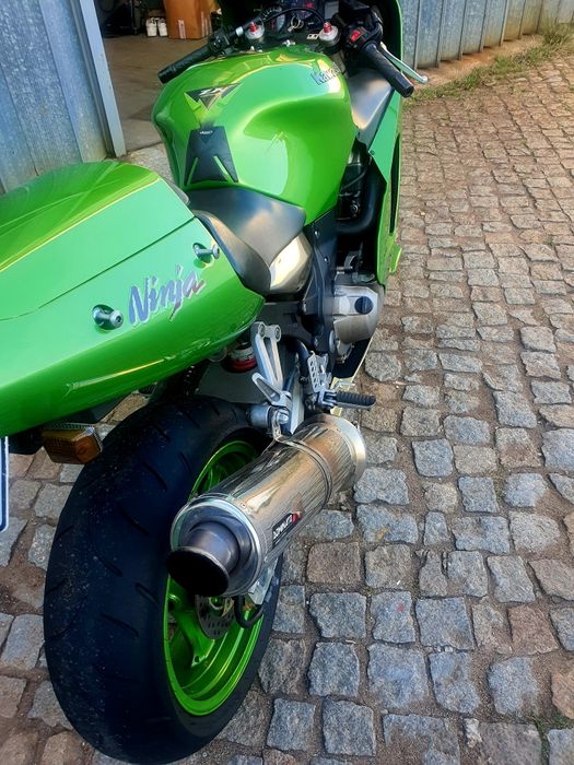Kawasaki 1200 zx 12r