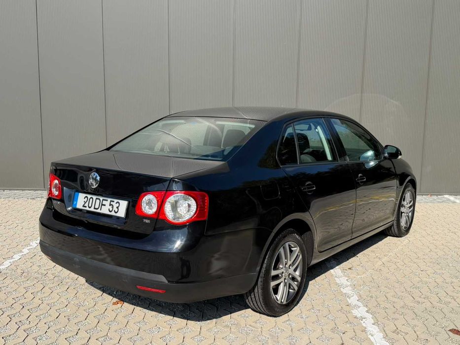 Volkswagen Jetta 1.9TDI 105cv / 2007 / Nacional — photo 5