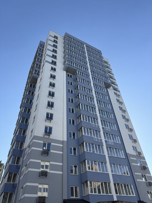 Продаж 2-кімнатної квартири з панорамним видом на Дніпро