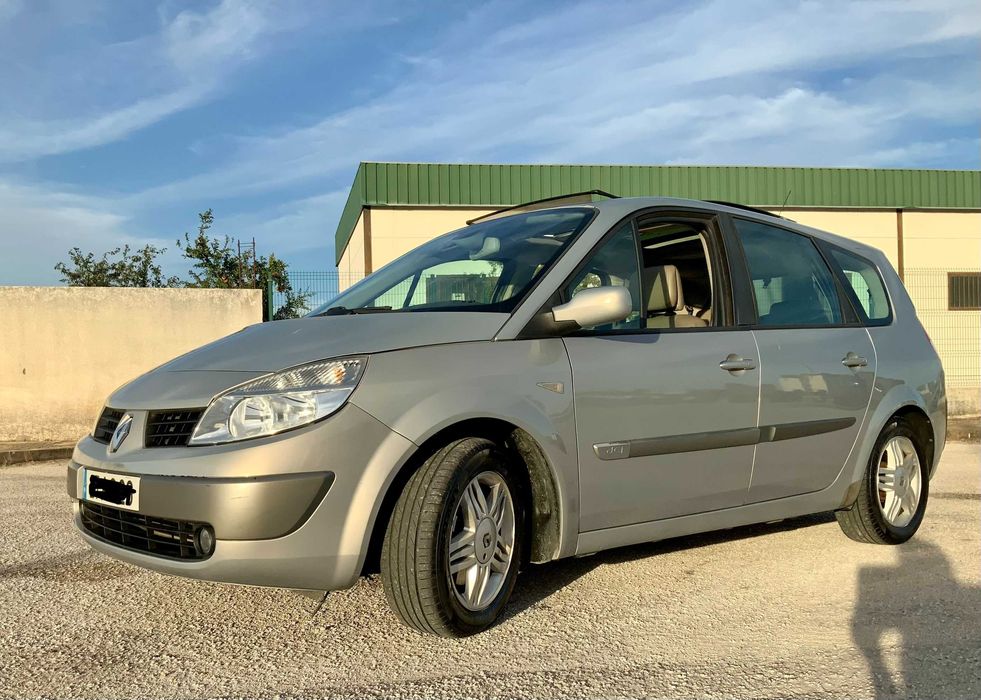 Renault Grand Scénic 1.5 dCi Confort 7 lugares! foto 5