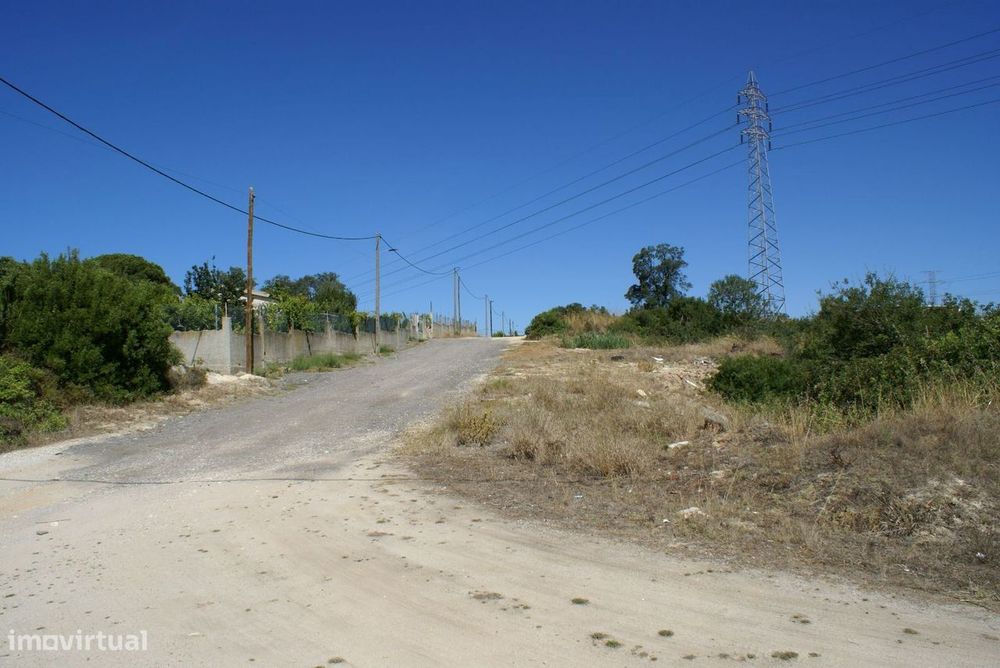 Terreno Em Foros Da Catrapona - Seixal