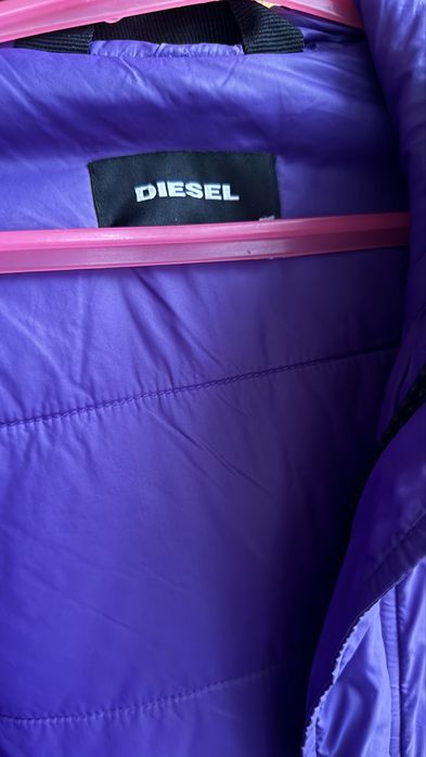 Продам жіночу куртку - трансформер Diesel