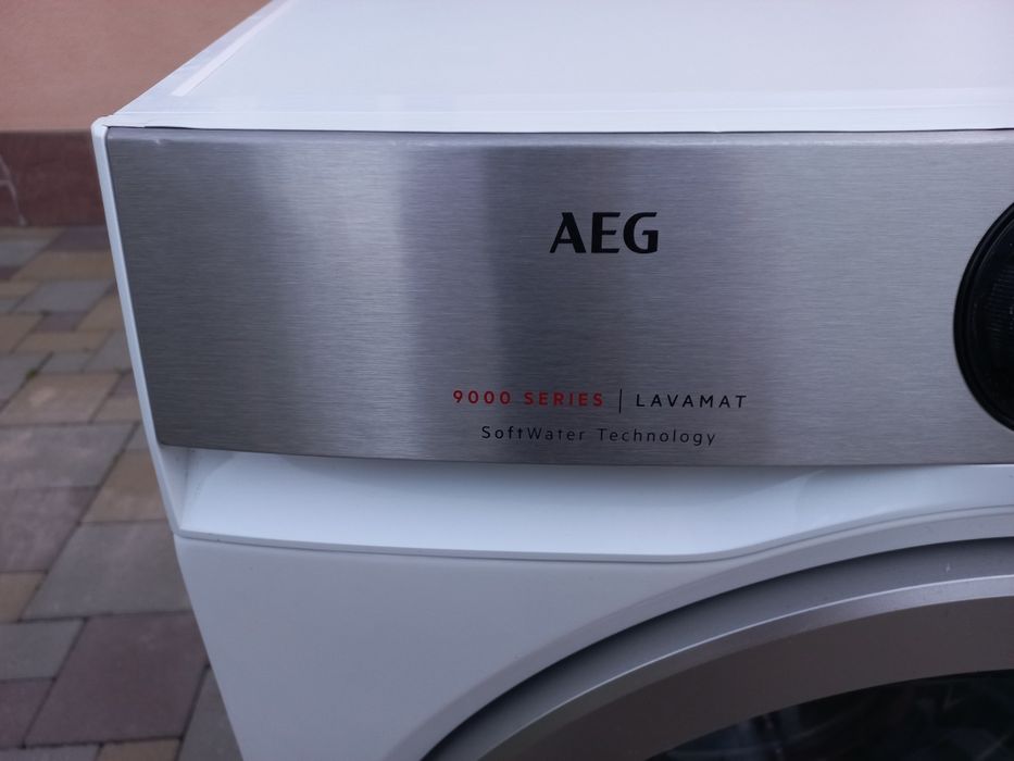Пральна стиральная машинка AEG 9000 serie 9кг