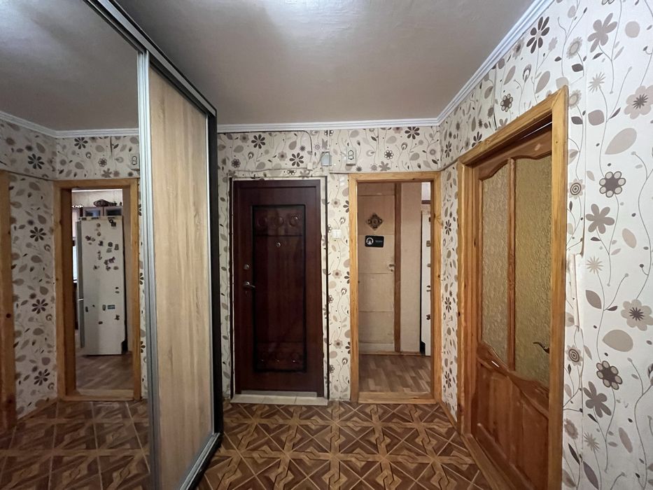 Продаж 3 к. квартири 62,5 м.кв вул. Ващука